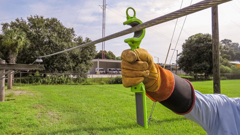 MADI FlatRound The Lineman’s Wire Brush (95-FRWB1)